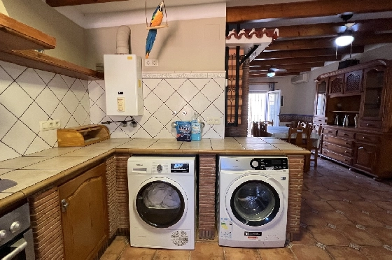 Villa in Denia zu vermieten, Wohnfläche 200 m², Zustand gepflegt, + Zentralheizung, Klimaanlage, Grundstück 900 m², 3 Schlafzimmer, 2 Badezimmer, Pool, ref.: D-0123-41