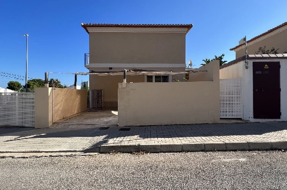 Reihenhaus in Denia zu vermieten, Wohnfläche 130 m², Zustand gepflegt, + KLIMA, Klimaanlage, Grundstück 160 m², 4 Schlafzimmer, 3 Badezimmer, Pool, ref.: D-0223-19