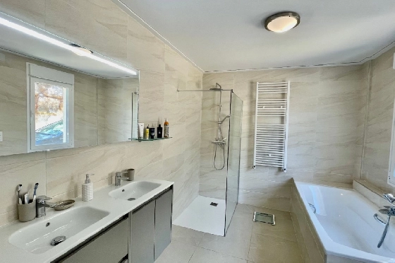 Villa in Alcalali zu verkaufen, Wohnfläche 429 m², Baujahr 2022, + Fussbodenheizung, Klimaanlage, Grundstück 1468 m², 7 Schlafzimmer, 4 Badezimmer, Pool, ref.: PV-141-01982P-15