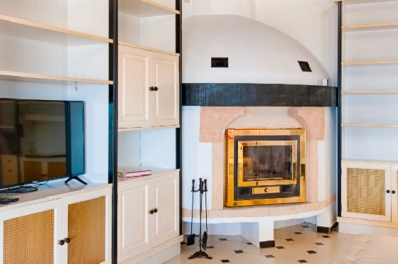 Villa in Moraira zu verkaufen, Wohnfläche 300 m², Baujahr 1984, Klimaanlage, Grundstück 1615 m², 3 Schlafzimmer, 2 Badezimmer, Pool, ref.: AM-12279DA-32