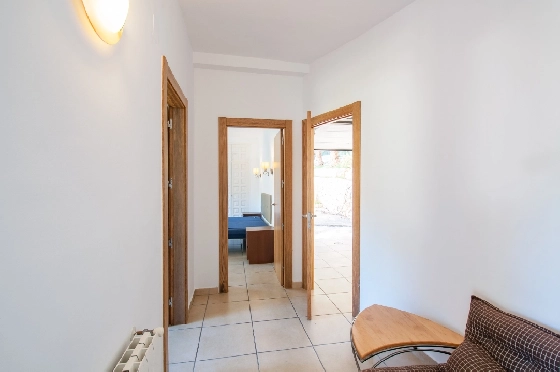 Villa in Javea zu verkaufen, Wohnfläche 318 m², Baujahr 1982, Klimaanlage, Grundstück 1377 m², 4 Schlafzimmer, 3 Badezimmer, Pool, ref.: AM-12459DA-26