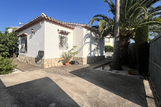 Villa in Els Poblets(Barranquets) zu verkaufen, Wohnfläche 120 m², Baujahr 2004, Zustand gepflegt, + Zentralheizung, Klimaanlage, Grundstück 402 m², 3 Schlafzimmer, 2 Badezimmer, Pool, ref.: JS-1325-21