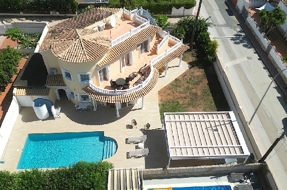 Villa in Els Poblets(Ptda. Revoltes) zu verkaufen, Wohnfläche 234 m², Baujahr 2004, Zustand gepflegt, + Zentralheizung, Klimaanlage, Grundstück 614 m², 4 Schlafzimmer, 3 Badezimmer, Pool, ref.: AS-1425-37