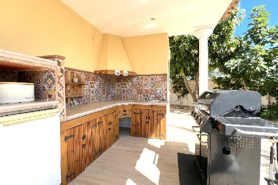 Villa in Els Poblets(Ptda. Revoltes) zu verkaufen, Wohnfläche 234 m², Baujahr 2004, Zustand gepflegt, + Zentralheizung, Klimaanlage, Grundstück 614 m², 4 Schlafzimmer, 3 Badezimmer, Pool, ref.: AS-1425-7