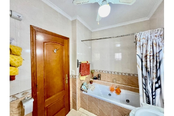 Villa in Tormos zu verkaufen, Wohnfläche 179 m², Baujahr 2004, + KLIMA, Klimaanlage, Grundstück 443 m², 3 Schlafzimmer, 2 Badezimmer, Pool, ref.: PV-141-02040P-10