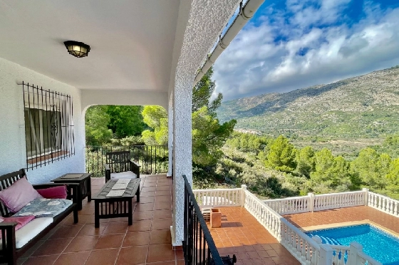 Villa in Benigembla zu verkaufen, Wohnfläche 327 m², Baujahr 2007, Klimaanlage, Grundstück 5080 m², 4 Schlafzimmer, 3 Badezimmer, Pool, ref.: PV-141-02041P-24