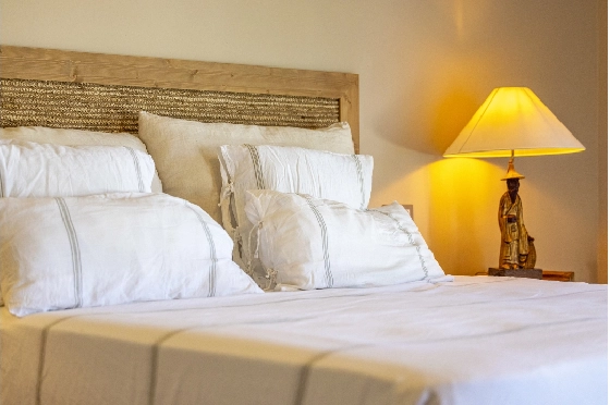 Villa in Denia zu verkaufen, Wohnfläche 324 m², Baujahr 1993, Zustand modernisiert, + Fussbodenheizung, Klimaanlage, Grundstück 1888 m², 4 Schlafzimmer, 2 Badezimmer, Pool, ref.: BC-7771-51