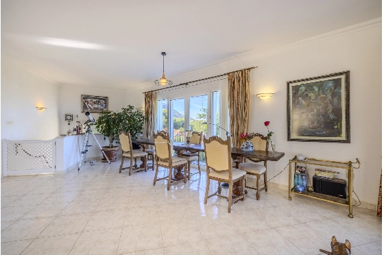 Villa in Denia zu verkaufen, Wohnfläche 267 m², Baujahr 1993, Zustand gepflegt, + Zentralheizung, Grundstück 1085 m², 4 Schlafzimmer, 3 Badezimmer, Pool, ref.: BC-7785-24