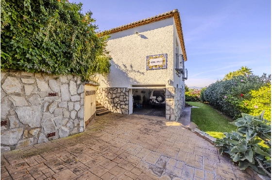 Villa in Denia zu verkaufen, Wohnfläche 267 m², Baujahr 1993, Zustand gepflegt, + Zentralheizung, Grundstück 1085 m², 4 Schlafzimmer, 3 Badezimmer, Pool, ref.: BC-7785-52