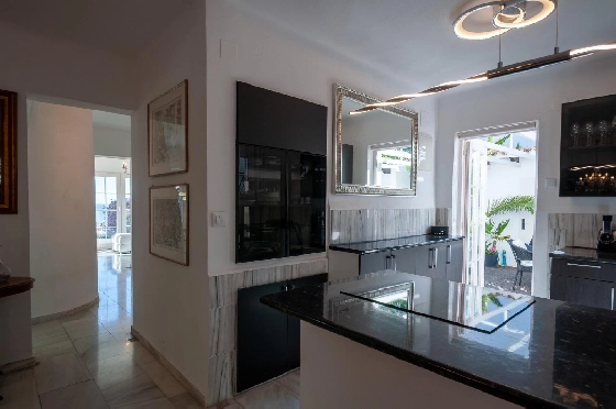 Villa in Calpe(Canuta) zu verkaufen, Wohnfläche 187 m², Klimaanlage, 4 Schlafzimmer, 3 Badezimmer, Pool, ref.: COB-3547-10535-15