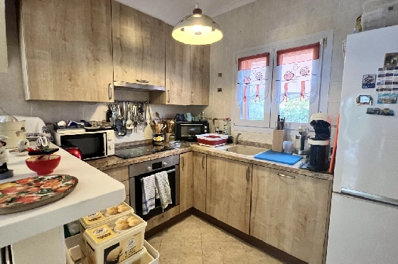 Villa in Els Poblets zu verkaufen, Wohnfläche 95 m², Baujahr 2001, Zustand gepflegt, + Ofen, Klimaanlage, Grundstück 350 m², 3 Schlafzimmer, 3 Badezimmer, Pool, ref.: FK-0326-5
