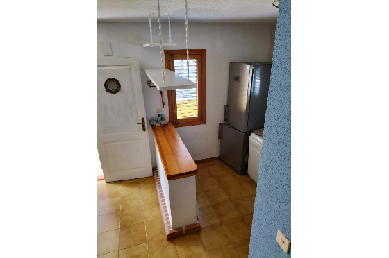Reihenhaus in Oliva zu verkaufen, Wohnfläche 120 m², Baujahr 1996, Klimaanlage, Grundstück 120 m², 2 Schlafzimmer, 1 Badezimmer, Pool, ref.: O-V96614-8