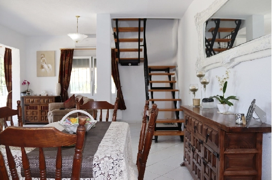 Villa in Parcent zu verkaufen, Wohnfläche 170 m², Grundstück 783 m², 5 Schlafzimmer, 2 Badezimmer, ref.: PT-25007-12