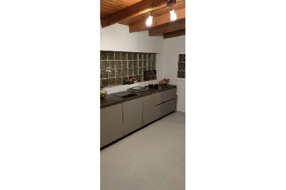 Villa in Benissa zu verkaufen, Wohnfläche 181 m², Grundstück 881 m², 3 Schlafzimmer, 3 Badezimmer, Pool, ref.: PT-25011-9