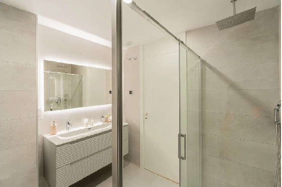 Reihenhaus in La Nucia zu verkaufen, Wohnfläche 157 m², Zustand Erstbezug, Klimaanlage, 4 Schlafzimmer, 3 Badezimmer, Pool, ref.: HA-LNN-130-R01-20