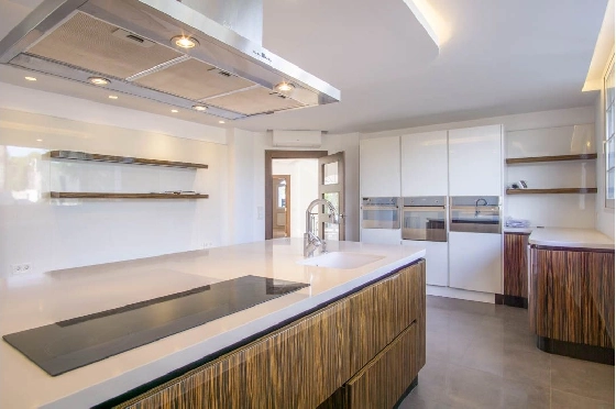 Villa in L-Alfas del Pi(Alfaz del PI Pueblo Urbanizaciones) zu verkaufen, Wohnfläche 810 m², Grundstück 1094 m², 5 Schlafzimmer, 6 Badezimmer, Pool, ref.: COB-7030ALF-10535-35