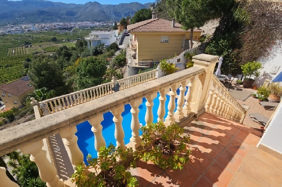 Villa in Pego zu verkaufen, Wohnfläche 312 m², Baujahr 2005, Klimaanlage, Grundstück 1027 m², 5 Schlafzimmer, 5 Badezimmer, Pool, ref.: O-V98114-27