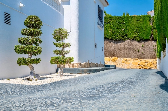Villa in Moraira zu verkaufen, Wohnfläche 290 m², Baujahr 2003, + Ofen, Klimaanlage, Grundstück 847 m², 3 Schlafzimmer, 3 Badezimmer, Pool, ref.: AM-12692DR-31