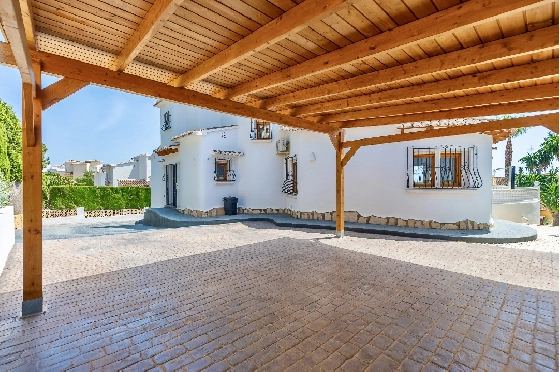 Villa in Moraira zu verkaufen, Wohnfläche 290 m², Baujahr 2003, + Ofen, Klimaanlage, Grundstück 847 m², 3 Schlafzimmer, 3 Badezimmer, Pool, ref.: AM-12692DR-35