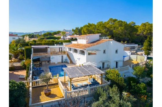 Villa in Benissa(La Fustera) zu verkaufen, Wohnfläche 284 m², + Fussbodenheizung, Klimaanlage, Grundstück 1143 m², 5 Schlafzimmer, 4 Badezimmer, Pool, ref.: CPS-EXCLBEN849-2