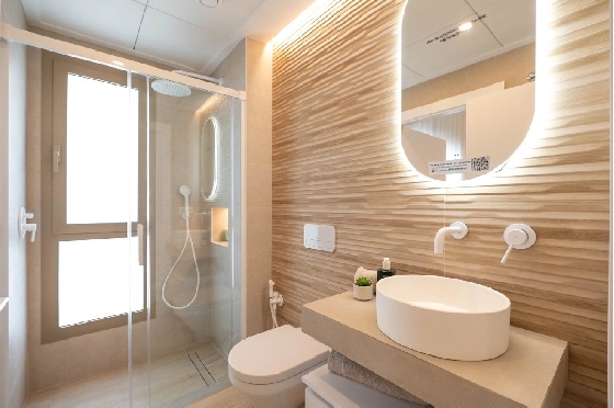 Eck-Reihenhaus in Los Alcazares zu verkaufen, Wohnfläche 146 m², Zustand Erstbezug, Klimaanlage, Grundstück 177 m², 3 Schlafzimmer, 2 Badezimmer, Pool, ref.: HA-LAN-480-Q01-17