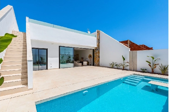 Villa in Los Alcazares zu verkaufen, Wohnfläche 198 m², Zustand Erstbezug, Klimaanlage, Grundstück 235 m², 3 Schlafzimmer, 2 Badezimmer, Pool, ref.: HA-LAN-501-E01-2
