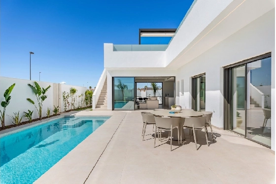 Villa in Los Alcazares zu verkaufen, Wohnfläche 198 m², Zustand Erstbezug, Klimaanlage, Grundstück 235 m², 3 Schlafzimmer, 2 Badezimmer, Pool, ref.: HA-LAN-501-E01-27